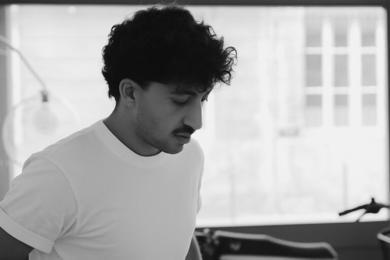 photo-consultant-seo-sea-geo-yanis-mougas